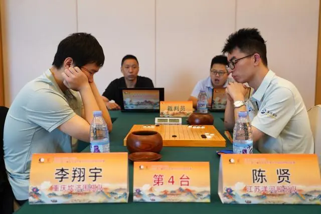 左上进行的, 即便如此