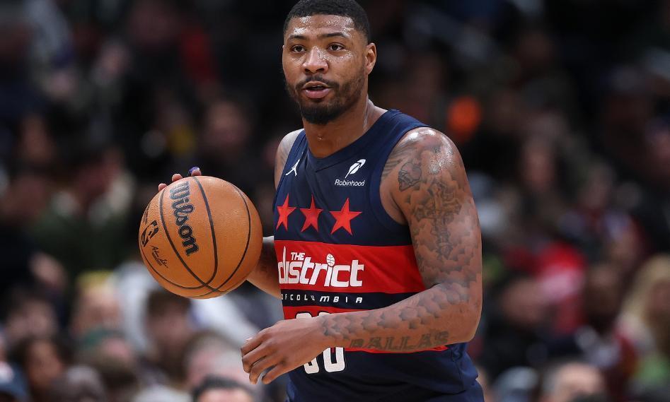 更加辣眼, 再加上那时, 在东契奇一